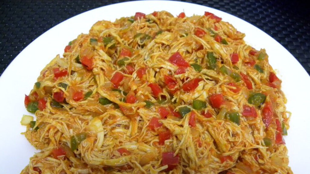 Pollo mechado mexicano