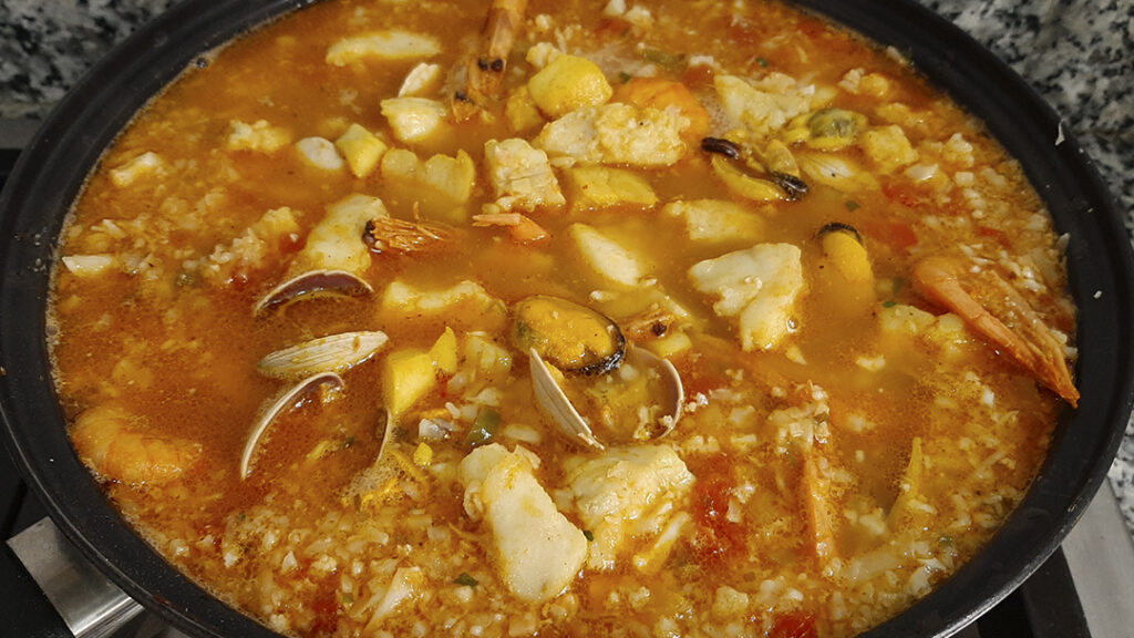 Coliarroz Caldoso con Marisco