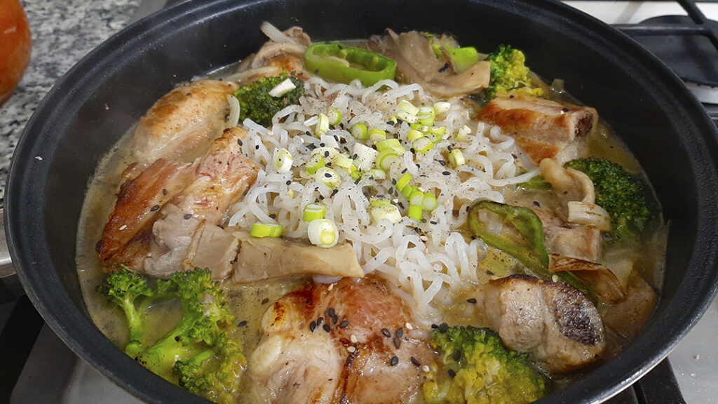 Receta de Ramen Keto con Costilla