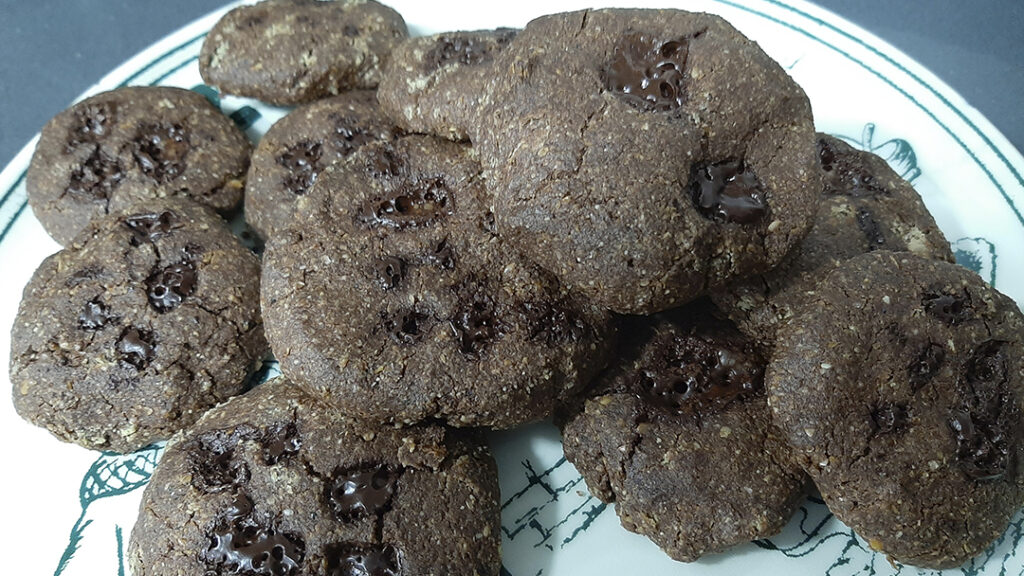 Receta de Galletas Keto de cacao y chips